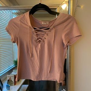 Cross tied pink crop top. Mauve. Short sleeve tee.